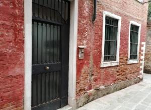 Casetta Sulla Laguna