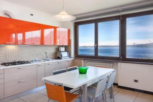 Casa Al Lago With Pool