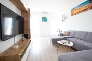 Ines Apartment with balcony and view