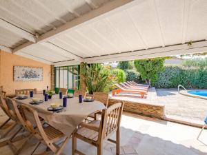 Maisons de vacances Holiday Home Villa Cyrnos by Interhome : photos des chambres