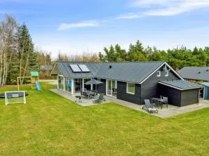 Holiday Home Human - 10-5km from the sea by Interhome - Billum