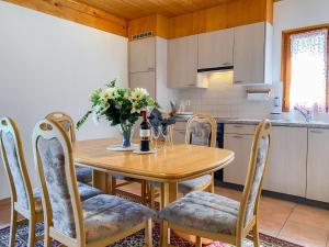 Apartment Della Posta Cervo Giardino by Interhome