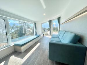 Holiday Home Sky-Chalet by Interhome