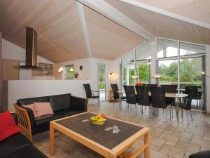 Holiday Home Tamika - 950m from the sea by Interhome
