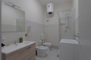 Double or Twin Room with Private Bathroom
