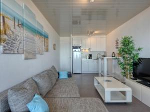 Apartment Les Océanides-19 by Interhome