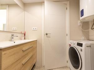 Apartment Txingudi by Interhome