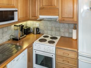 Holiday Home Levin kiela a6 by Interhome