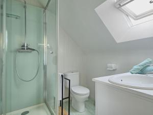 Maisons de vacances Holiday Home L'ecrin du Pecheur by Interhome : photos des chambres