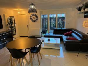 Appartements Super appart 50m² avec jardin V2 : photos des chambres