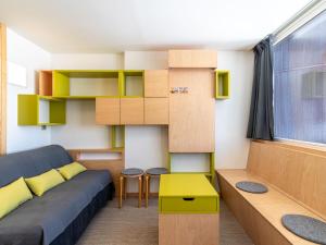 Studio Home Club - Lavachet-9 by Interhome