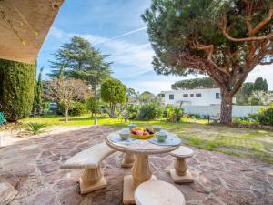 Apartment Le Jasmin by Interhome