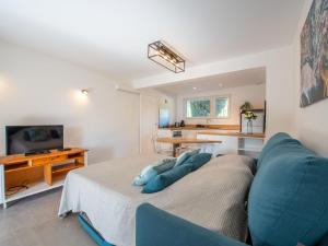 Apartment Le Jasmin by Interhome