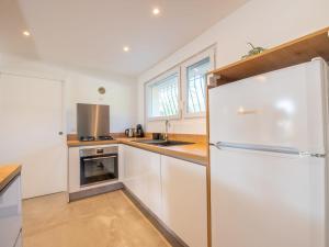 Apartment Le Jasmin by Interhome