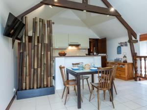 Maisons de vacances Holiday Home Les Grands Pres by Interhome : photos des chambres