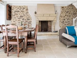 Maisons de vacances Holiday Home Ker Suliac by Interhome : photos des chambres