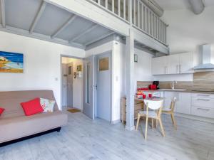 Apartment Provence Village-5 by Interhome