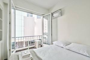 L29 Lenval beach at 1min walk to Sea front AC Balcony