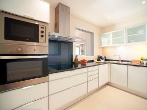 Apartment Pine Hills Cristal by Interhome