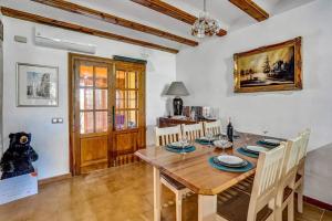 La Isla Casa Barnaby