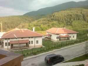 Harriet Hill Designer Bansko