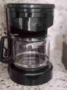 LOCATION! Apartment in Coconut Grove with parking