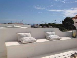 Private beautiful house - ( nice swimming Pool)