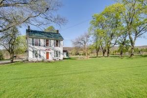 Rustic Wellsville Home - 5 Mi to Roundtop Mountain