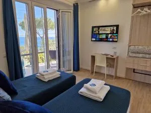 Siren Land - Marina del Cantone - Termini