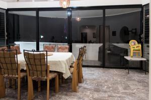 Casa las Maravillas, hermosos jardines y alberca