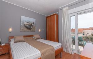 Nice Apartment In Vodice With 1 Bedrooms And Wifi