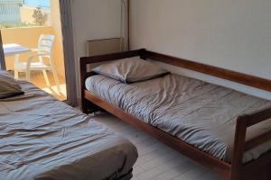 T2 vue mer dans résidence calme T2 sea view in a quiet residence