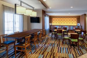 Fairfield Inn & Suites by Marriott Denver AuroraMedical Center