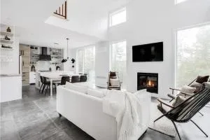 Allen Falls, chalet avec spa - 圣索弗尔-德斯蒙特