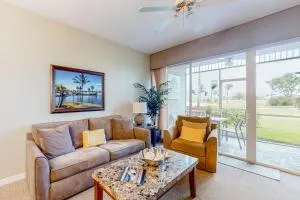 The Eduard - Naples Manor