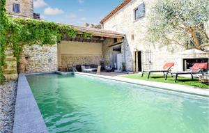 Maisons de vacances Awesome Home In Cruviers-lascours With Outdoor Swimming Pool, Wifi And 4 Bedrooms : photos des chambres