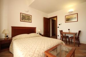 Seaside apartments with a swimming pool Trogir - 7561