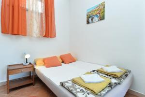 Apartments with parking space Stinjan, Pula - 20816