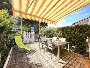 Appartements Appartement Sainte-Maxime, 2 pieces, 5 personnes - FR-1-226-518 : photos des chambres