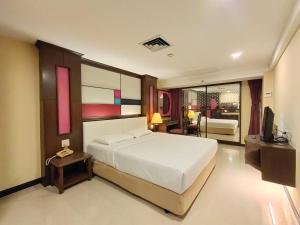 Ebina House - SHA Extra Plus