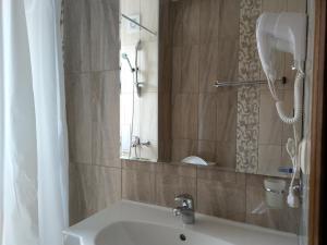 Апартаменти Детелини