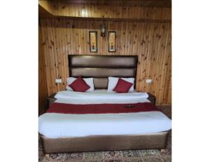 Krystal Hotel Restaurant, Patnitop