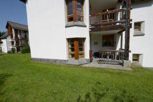 Apartment with hotel spa and pool