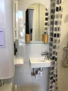 Appartements Babord Toute ! Hypercentre et vue mer ! : photos des chambres