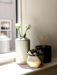 Stylish cottage in the heart of town