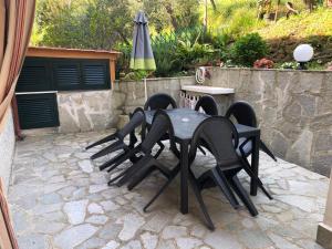 COMFORTABLE SEA HOLIDAYS AND WALKS