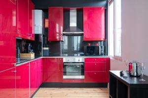 The Rabbit Hole Antwerp - Romantic apartment with adult playroom