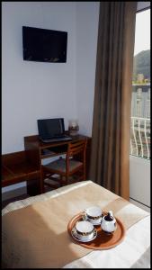 Hotels Adonis Lourdes - Notre Dame de la Sarte : photos des chambres