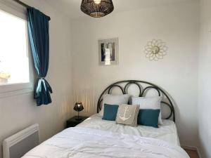 Appartement 2 pièces avec balcon, proche plage - FR-1-224B-563