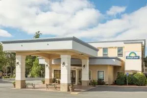 Days Inn by Wyndham Valdosta/Near Valdosta Mall - Adel